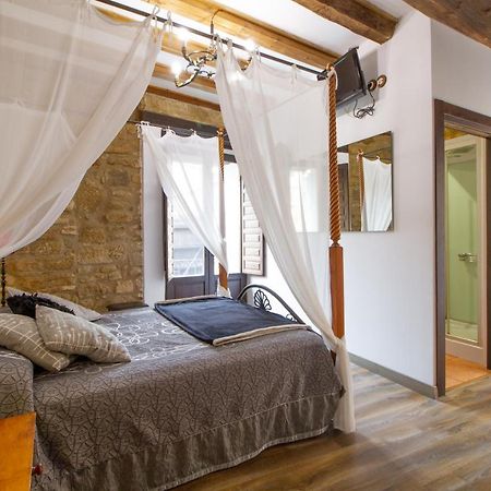 La Pata De Oca Hostal Rural Y Albergue Torres del Rio Eksteriør billede