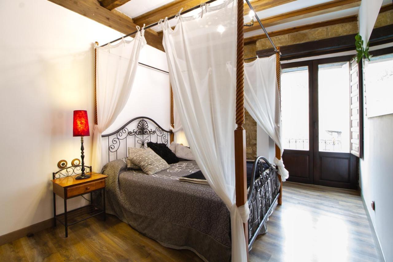 La Pata De Oca Hostal Rural Y Albergue Torres del Rio Eksteriør billede