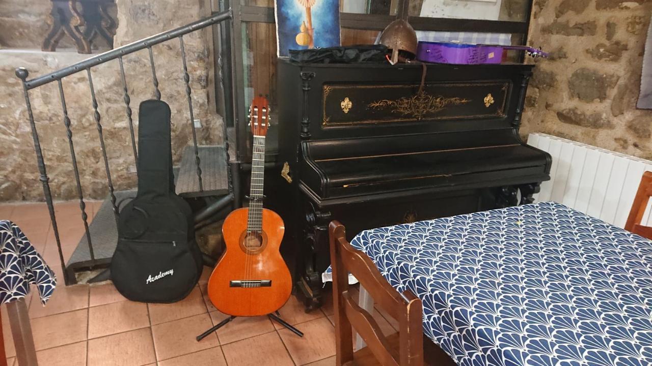 La Pata De Oca Hostal Rural Y Albergue Torres del Rio Eksteriør billede