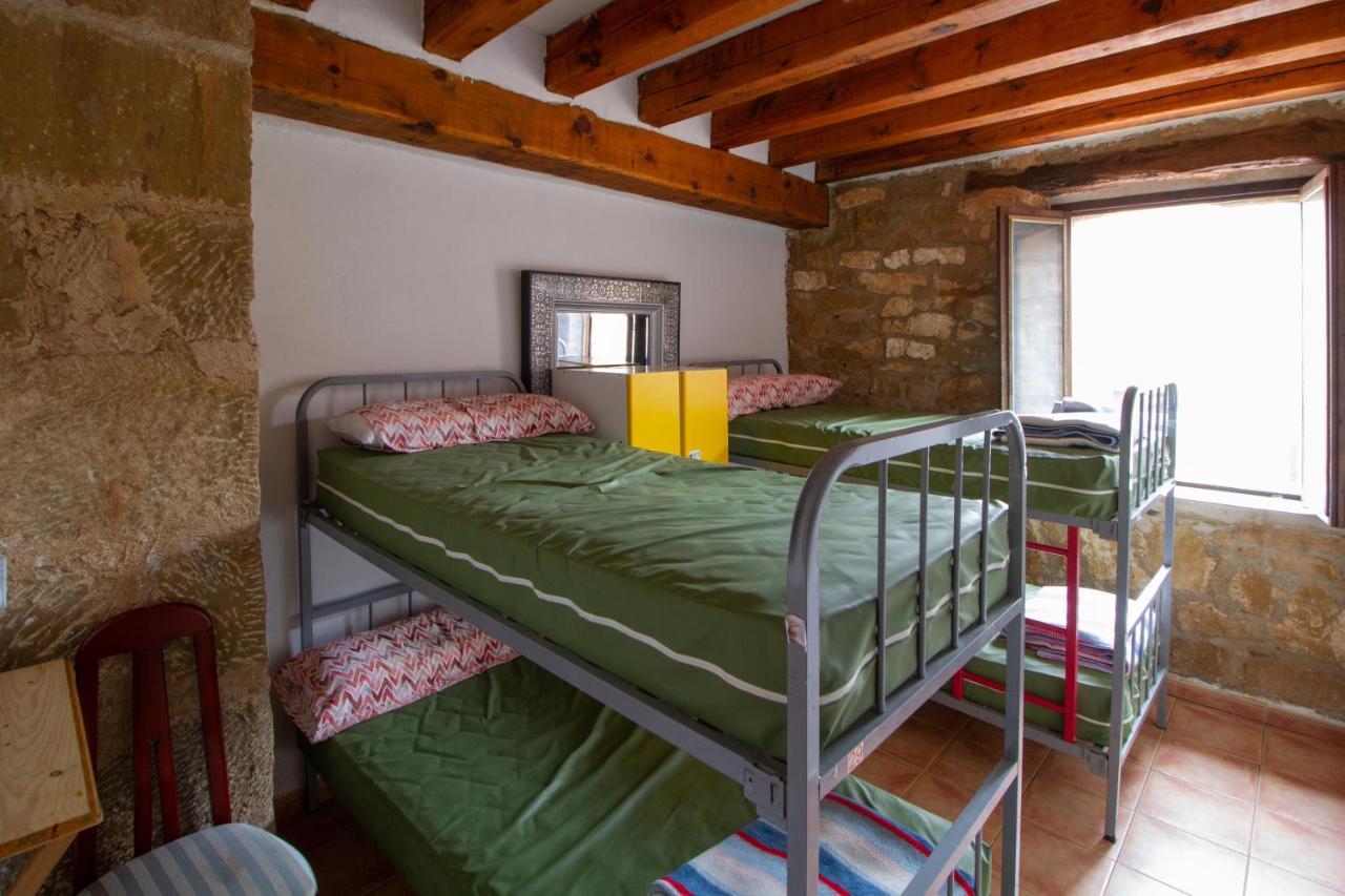 La Pata De Oca Hostal Rural Y Albergue Torres del Rio Eksteriør billede