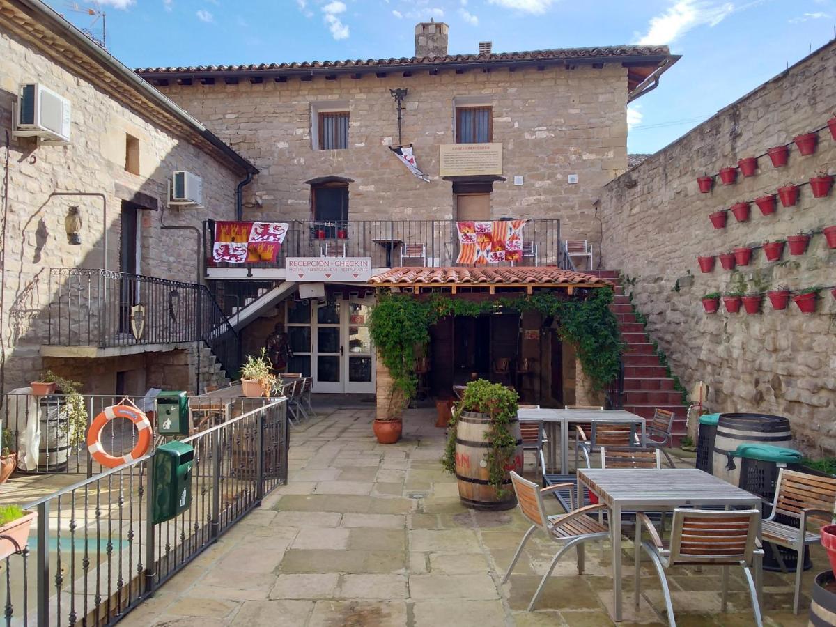 La Pata De Oca Hostal Rural Y Albergue Torres del Rio Eksteriør billede